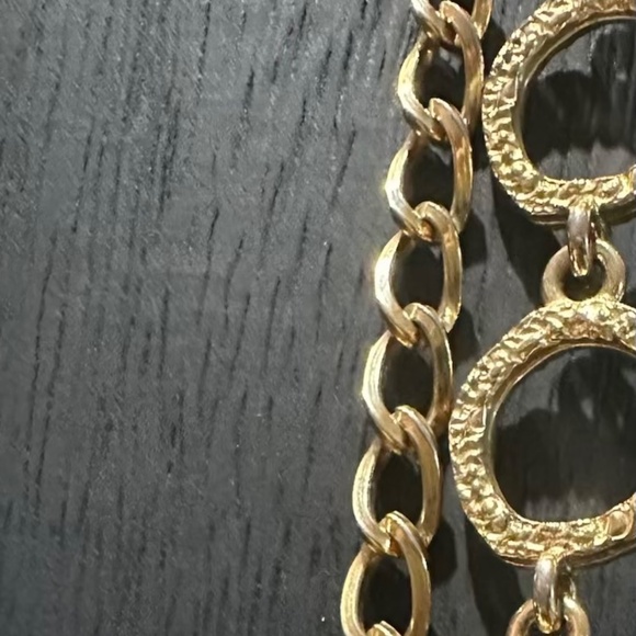 Vintage Gold-Tone Textured Link Statement Necklace - Picture 3 of 5